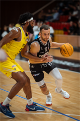 10. kolo TIPOS SBL: BC Prievidza - Inter Bratislava 81:83 (Vladimír Králik)	