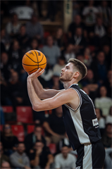 10. kolo TIPOS SBL: BC Prievidza - Inter Bratislava 81:83 (Vladimír Králik)	