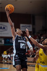 10. kolo TIPOS SBL: BC Prievidza - Inter Bratislava 81:83 (Vladimír Králik)	
