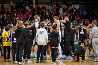 10. kolo TIPOS SBL: BC Prievidza - Inter Bratislava 81:83 (Vladimír Králik)	