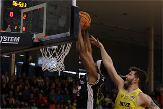 10. kolo TIPOS SBL: BC Prievidza - Inter Bratislava 81:83 (Ladislav Szibilla)