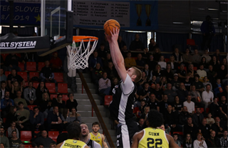 10. kolo TIPOS SBL: BC Prievidza - Inter Bratislava 81:83 (Ladislav Szibilla)