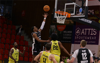 10. kolo TIPOS SBL: BC Prievidza - Inter Bratislava 81:83 (Ladislav Szibilla)