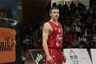 BC Prievidza- MBK Rieker Com-Therm Komárno 81:61 (foto: Ladislav Szibilla)