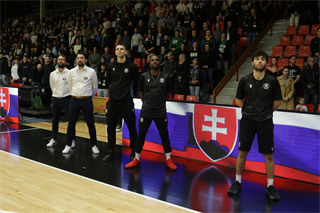 14. kolo TIPOS SBL: BC Prievidza - Iskra Svit 114:62 (Ladislav Szibilla)	