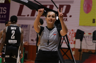 14. kolo TIPOS SBL: BC Prievidza - Iskra Svit 114:62 (Ladislav Szibilla)	