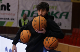 14. kolo TIPOS SBL: BC Prievidza - Iskra Svit 114:62 (Ladislav Szibilla)	