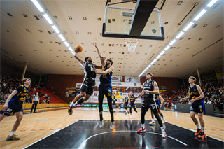 14. kolo TIPOS SBL: BC Prievidza - Iskra Svit 114:62 (Vladimír Králik)