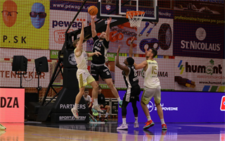 12. kolo TIPOS SBL: BC Prievidza - Patrioti Levice 72:77 (Ladislav Szibilla)	