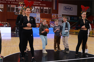 12. kolo TIPOS SBL: BC Prievidza - Patrioti Levice 72:77 (Ladislav Szibilla)	