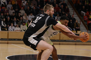 12. kolo TIPOS SBL: BC Prievidza - Patrioti Levice 72:77 (Ladislav Szibilla)	