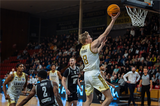 12. kolo TIPOS SBL: BC Prievidza - Patrioti Levice 72:77 (Vladimír Králik)	
