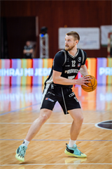 12. kolo TIPOS SBL: BC Prievidza - Patrioti Levice 72:77 (Vladimír Králik)	
