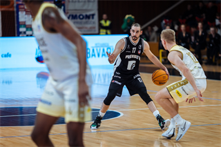 12. kolo TIPOS SBL: BC Prievidza - Patrioti Levice 72:77 (Vladimír Králik)	