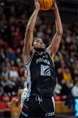 12. kolo TIPOS SBL: BC Prievidza - Patrioti Levice 72:77 (Vladimír Králik)	