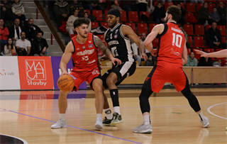 16. kolo TIPOS SBL: BC Prievidza - BC Komárno 104:102 (Ladislav Szibilla)
