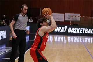 16. kolo TIPOS SBL: BC Prievidza - BC Komárno 104:102 (Ladislav Szibilla)