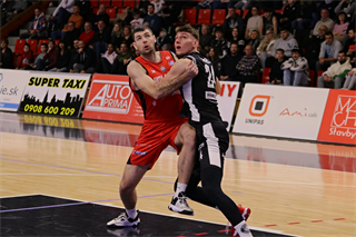 16. kolo TIPOS SBL: BC Prievidza - BC Komárno 104:102 (Ladislav Szibilla)