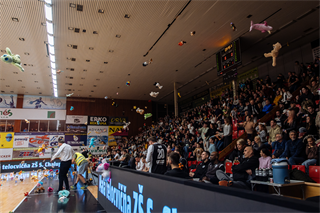 16. kolo TIPOS SBL: BC Prievidza - BC Komárno 104:102 (Vladimír Králik)