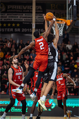 16. kolo TIPOS SBL: BC Prievidza - BC Komárno 104:102 (Vladimír Králik)