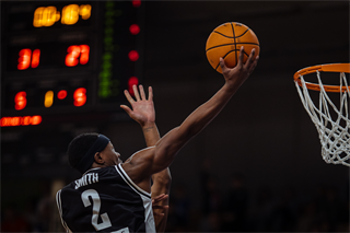 16. kolo TIPOS SBL: BC Prievidza - BC Komárno 104:102 (Vladimír Králik)
