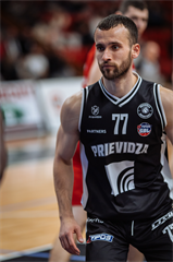16. kolo TIPOS SBL: BC Prievidza - BC Komárno 104:102 (Vladimír Králik)