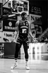 16. kolo TIPOS SBL: BC Prievidza - BC Komárno 104:102 (Vladimír Králik)