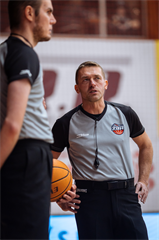 16. kolo TIPOS SBL: BC Prievidza - BC Komárno 104:102 (Vladimír Králik)