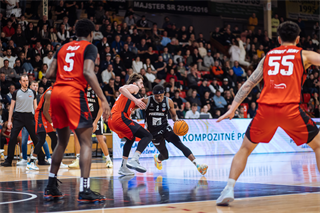 16. kolo TIPOS SBL: BC Prievidza - BC Komárno 104:102 (Vladimír Králik)