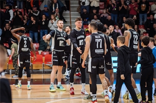 16. kolo TIPOS SBL: BC Prievidza - BC Komárno 104:102 (Vladimír Králik)