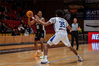 2. kolo Tipos SBL: BC Prievidza - Spišskí Rytieri 89:79 (Vladimír Králik)