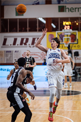 2. kolo Tipos SBL: BC Prievidza - Spišskí Rytieri 89:79 (Vladimír Králik)