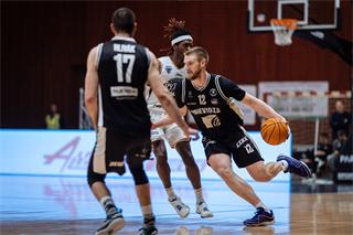 2. kolo Tipos SBL: BC Prievidza - Spišskí Rytieri 89:79 (Vladimír Králik)