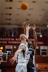 2. kolo Tipos SBL: BC Prievidza - Spišskí Rytieri 89:79 (Vladimír Králik)