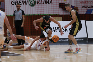 1. Kolo Niké SBL: BC Prievidza - BKM Lučenec 78:58 (foto: Ladislav Szibilla)	