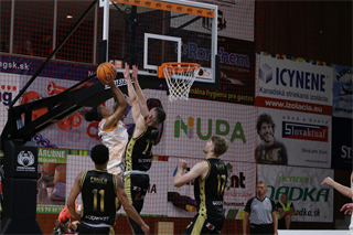 1. Kolo Niké SBL: BC Prievidza - BKM Lučenec 78:58 (foto: Ladislav Szibilla)	