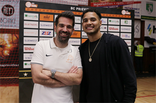 5. Kolo Niké SBL: BC Prievidza - MBK Handlová 65:82 (foto: Ladislav Szibilla)