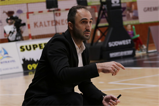 5. Kolo Niké SBL: BC Prievidza - MBK Handlová 65:82 (foto: Ladislav Szibilla)