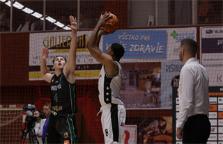 5. Kolo Niké SBL: BC Prievidza - MBK Handlová 65:82 (foto: Ladislav Szibilla)
