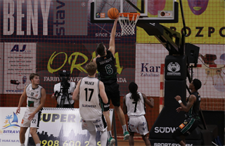 5. Kolo Niké SBL: BC Prievidza - MBK Handlová 65:82 (foto: Ladislav Szibilla)