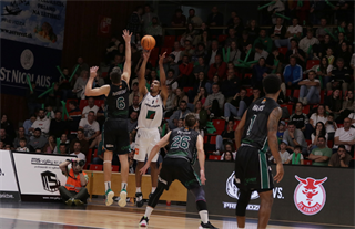 5. Kolo Niké SBL: BC Prievidza - MBK Handlová 65:82 (foto: Ladislav Szibilla)