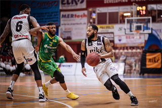 BC Prievidza -BK Levickí Patrioti 68:62  (foto: Vladimír Králik)
