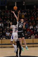 20. kolo Tipos SBL: BC Prievidza - Spišskí Rytieri 94:61 (Ladislav Szibilla)