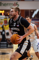 20. kolo Tipos SBL: BC Prievidza - Spišskí Rytieri 94:61 (Vladimír Králik)