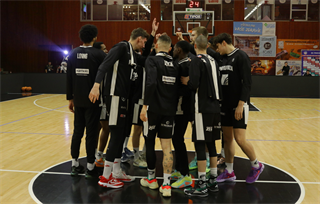 22. kolo Tipos SBL: BC Prievidza - MBK Handlová 100:85 (Ladislav Szibilla)