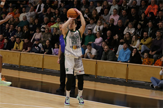 22. kolo Tipos SBL: BC Prievidza - MBK Handlová 100:85 (Ladislav Szibilla)
