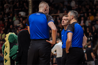 22. kolo Tipos SBL: BC Prievidza - MBK Handlová 100:85 (Vladimír Králik)