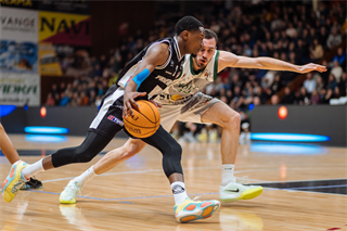 22. kolo Tipos SBL: BC Prievidza - MBK Handlová 100:85 (Vladimír Králik)