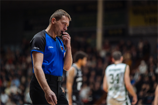 22. kolo Tipos SBL: BC Prievidza - MBK Handlová 100:85 (Vladimír Králik)
