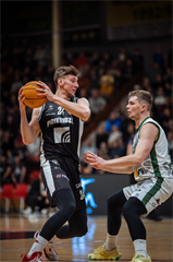 22. kolo Tipos SBL: BC Prievidza - MBK Handlová 100:85 (Vladimír Králik)